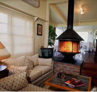 Squids Ink Motel And Restaurant - Accommodation Sunshine Coast