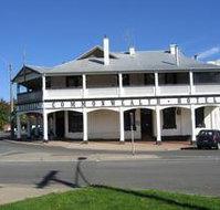 Commonwealth Hotel - Accommodation Sunshine Coast