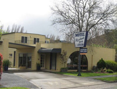 Riverbank Park Motel - Accommodation Sunshine Coast 0