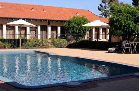 Banksia Motel - Accommodation Sunshine Coast 1
