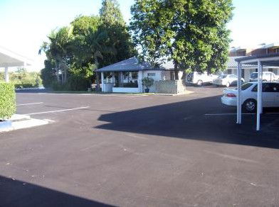 Colonial Court Motor Inn - Accommodation Sunshine Coast 3