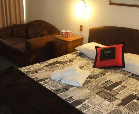 Lilac City Motor Inn & Streakhouse - Accommodation Sunshine Coast 4
