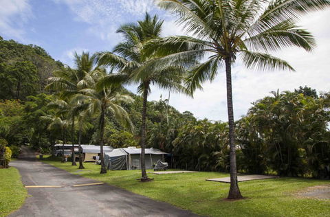 Lake Placid Tourist Park - Accommodation Sunshine Coast 2