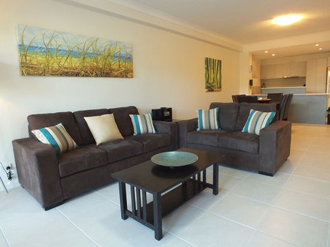 Pacific Marina Apartments - Accommodation Sunshine Coast 9