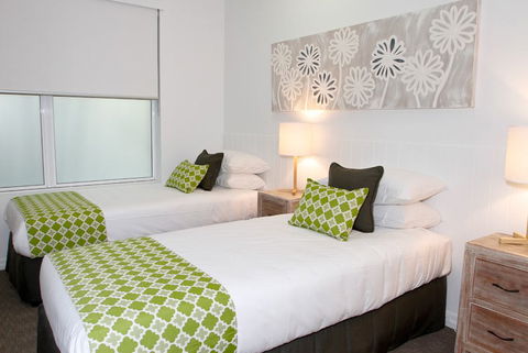 Emerald Noosa Resort - Accommodation Sunshine Coast 2