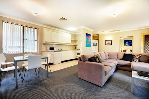 Absolute Beachfront Smugglers On The Beach - Accommodation Sunshine Coast 5