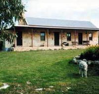 Mt Dutton Bay Woolshed Heritage Cottage - Accommodation Sunshine Coast