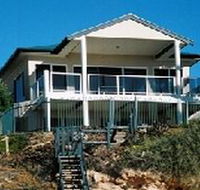 Top Deck Cliff House - Accommodation Sunshine Coast