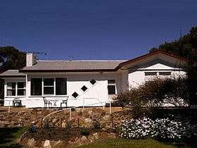 The Pines Holiday Home - Accommodation Sunshine Coast 0