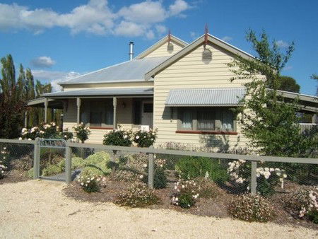 Willowbrook Cottages - Accommodation Sunshine Coast 1