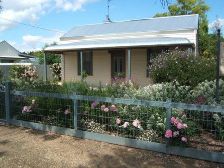 Willowbrook Cottages - Accommodation Sunshine Coast 2