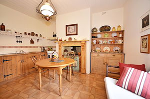 Adelaide Hills Retreats - Accommodation Sunshine Coast 2