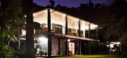 Misty Mountains Tropical Rainforest Romantic Retreat - Accommodation Sunshine Coast 9