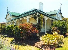 Estowen House - Accommodation Sunshine Coast 0