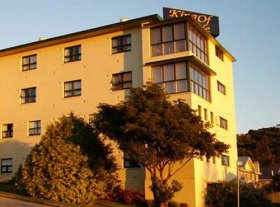 Menai Hotel - Accommodation Sunshine Coast 0