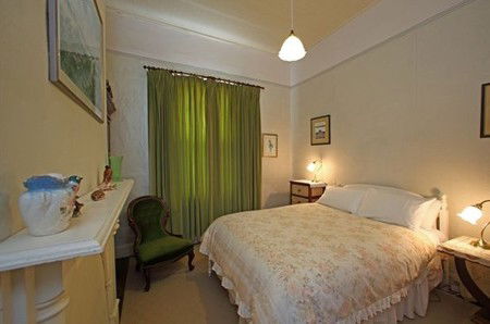 Estowen House - Accommodation Sunshine Coast 1