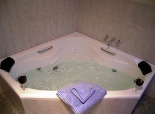 Queechy Cottages - Accommodation Sunshine Coast 5