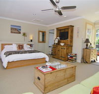 The Nature Lodge - Accommodation Sunshine Coast