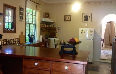 Newington House - Accommodation Sunshine Coast 1