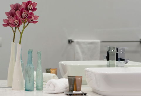 Bay Breeze Boutique Accommodation - Accommodation Sunshine Coast 5