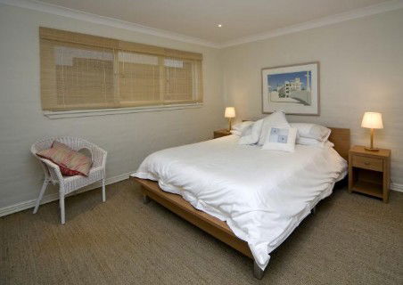 Absolute Waterfront At Hyams Beach - Elandra - Accommodation Sunshine Coast 0