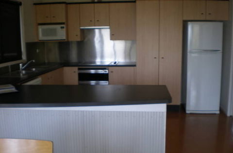 A Blue Point House Jervis Bay - Accommodation Sunshine Coast 1