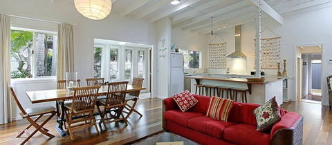 Allure - Accommodation Sunshine Coast 2