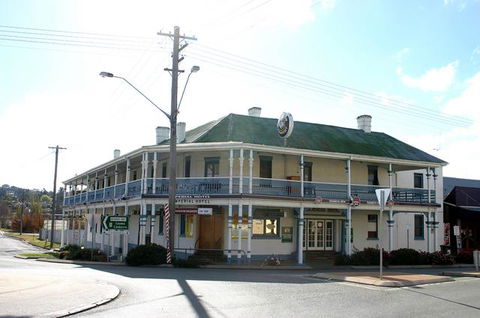 Imperial Hotel Bombala - Accommodation Sunshine Coast 0