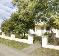 Tumut Apartments - Accommodation Sunshine Coast