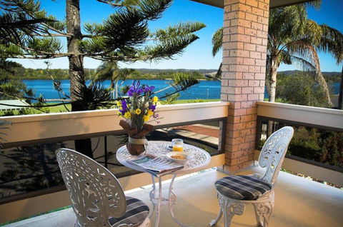 Midlands Motel - Accommodation Sunshine Coast 2