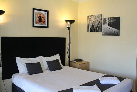 Taree Highway Motor Inn - Accommodation Sunshine Coast 0