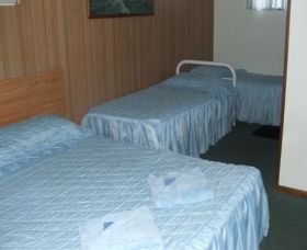 Chatham Motel - Accommodation Sunshine Coast 0