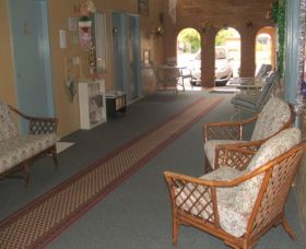 Chatham Motel - Accommodation Sunshine Coast 2