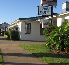 The Coach House Hotel Motel - Accommodation Sunshine Coast 0