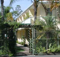 Bayshores Holiday Apartments - Accommodation Sunshine Coast