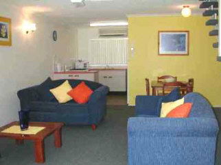 Bayshores Holiday Apartments - Accommodation Sunshine Coast 3