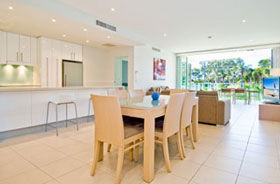 Akama Resort - Accommodation Sunshine Coast 2