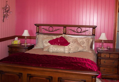 R On The Downs Rural Retreat - Accommodation Sunshine Coast 2