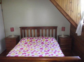 Warrigal - Chalet - Accommodation Sunshine Coast 2