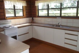 Warrigal - Chalet - Accommodation Sunshine Coast 3