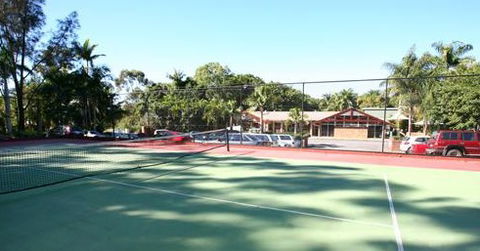 Ashmore Palms Holiday Village - Accommodation Sunshine Coast 2
