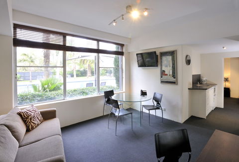 Sleep And Go Hotel, Preston - Accommodation Sunshine Coast 1