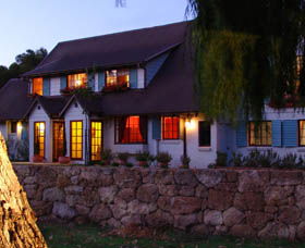 Sienna Lodge - Accommodation Sunshine Coast 0