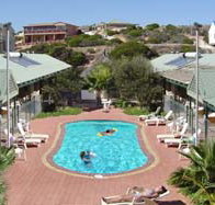 Bay Lodge Economy Beachfront - Accommodation Sunshine Coast