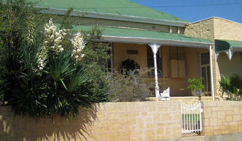 Amalie Cottage Waikerie - Accommodation Sunshine Coast 0
