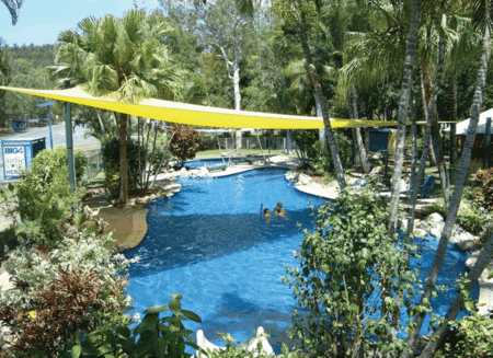Airlie Cove Resort and Van Park - Accommodation Sunshine Coast