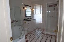 Quality Hotel Bentinck - Accommodation Sunshine Coast 3