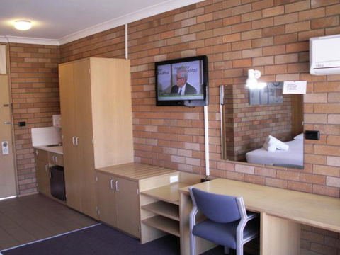 Court Street Motel - Accommodation Sunshine Coast 4