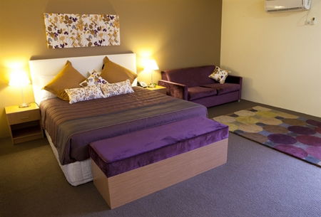 Liverpool South ACT Accommodation Sunshine Coast