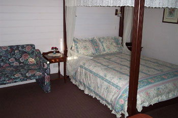 First Landing Motel - Accommodation Sunshine Coast 0